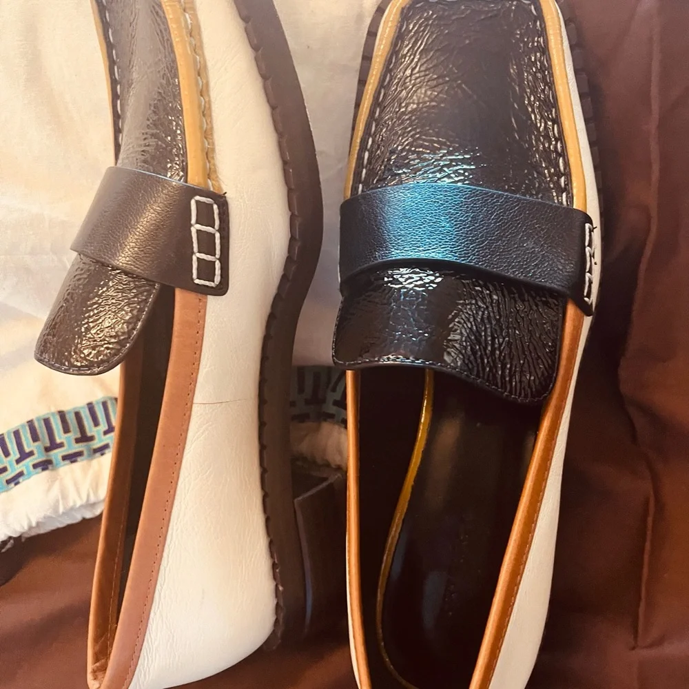 Tory Burch Woman’s Black Patent Loafers with Yellow and White Accents - Picture 6 of 10